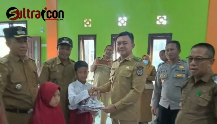 Pemkab Konawe Selatan Fasilitasi Pendidikan dengan Bagikan 1.400 Seragam Gratis