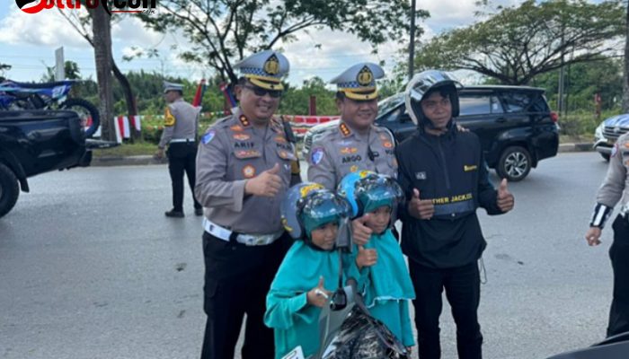 Ditlantas Polda Sultra Fokus Edukasi dan Penindakan, Helm Gratis Dibagikan di Hari ke-12 Operasi Patuh