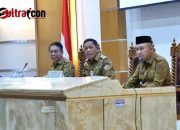 Wagub Sultra Pimpin Rapat Persiapan HUT RI ke-80, Tekankan Efisiensi Anggaran dan Disiplin OPD