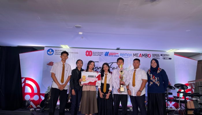 Harmoni SMAN 2 Konawe Selatan Raih Juara 2 Festival Musikalisasi Puisi Sultra 2025