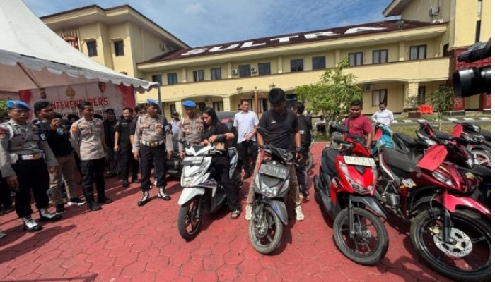 Kapolda Sultra Kembalikan Puluhan Motor Curian, Warga Lega dan Apresiasi Polri